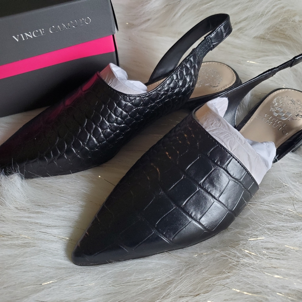 NIB Vince Camuto Cilda Croc Flats Size 8